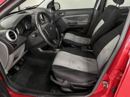 FORD - FIESTA - 2009/2009 - Vermelha - R$ 27.500,00