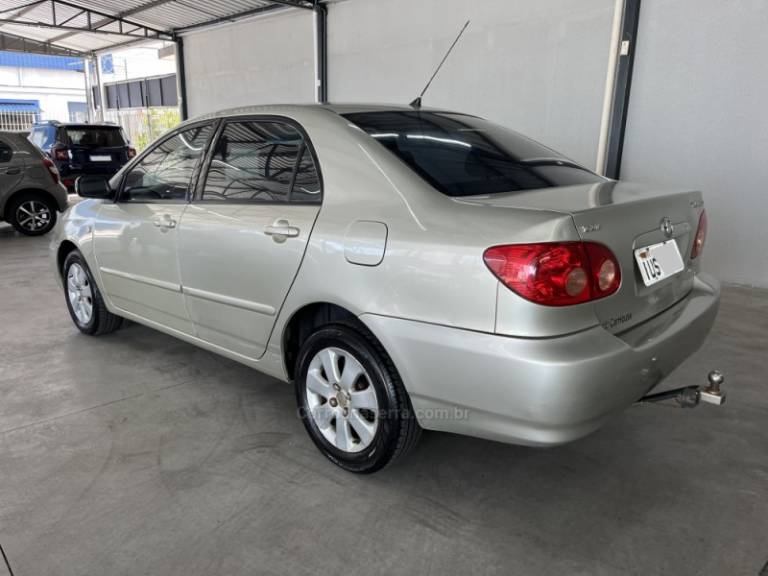 TOYOTA - COROLLA - 2006/2007 - Bege - Sob Consulta