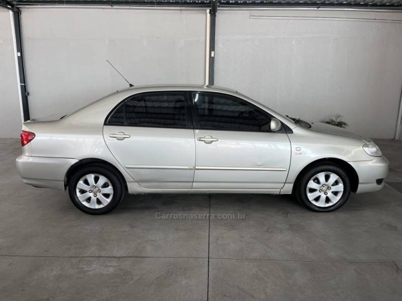 TOYOTA - COROLLA - 2006/2007 - Bege - Sob Consulta