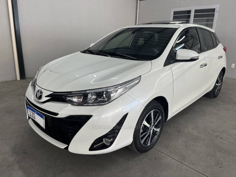 TOYOTA - YARIS - 2019/2019 - Branca - Sob Consulta