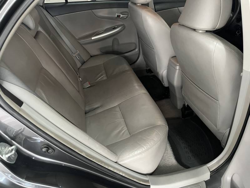 TOYOTA - COROLLA - 2012/2013 - Cinza - Sob Consulta