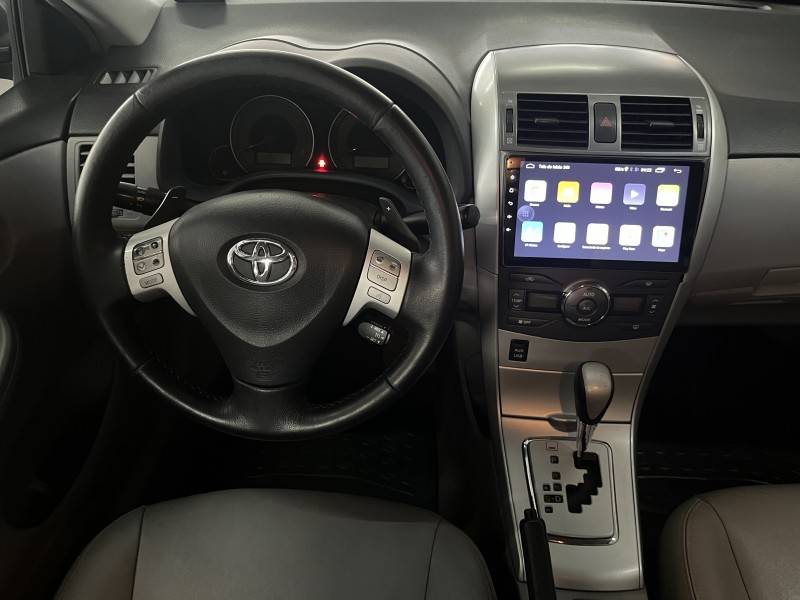 TOYOTA - COROLLA - 2012/2013 - Cinza - Sob Consulta