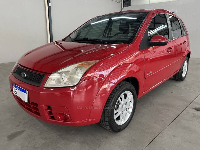 FORD - FIESTA - 2009/2009 - Vermelha - R$ 27.500,00