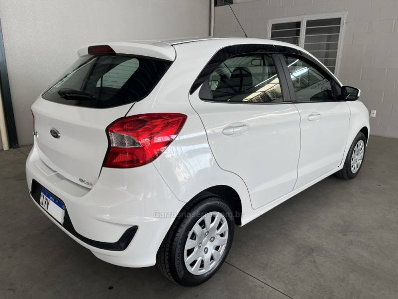 FORD - KA - 2018/2019 - Branca - Sob Consulta