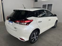 TOYOTA - YARIS - 2019/2019 - Branca - Sob Consulta