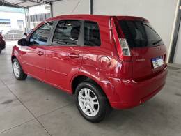 FORD - FIESTA - 2009/2009 - Vermelha - R$ 27.500,00