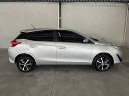 TOYOTA - YARIS - 2021/2022 - Prata - Sob Consulta